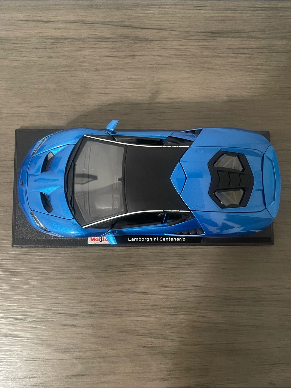 Lamborghini Centenario Blue Sports Car Model - Picture 6 of 6